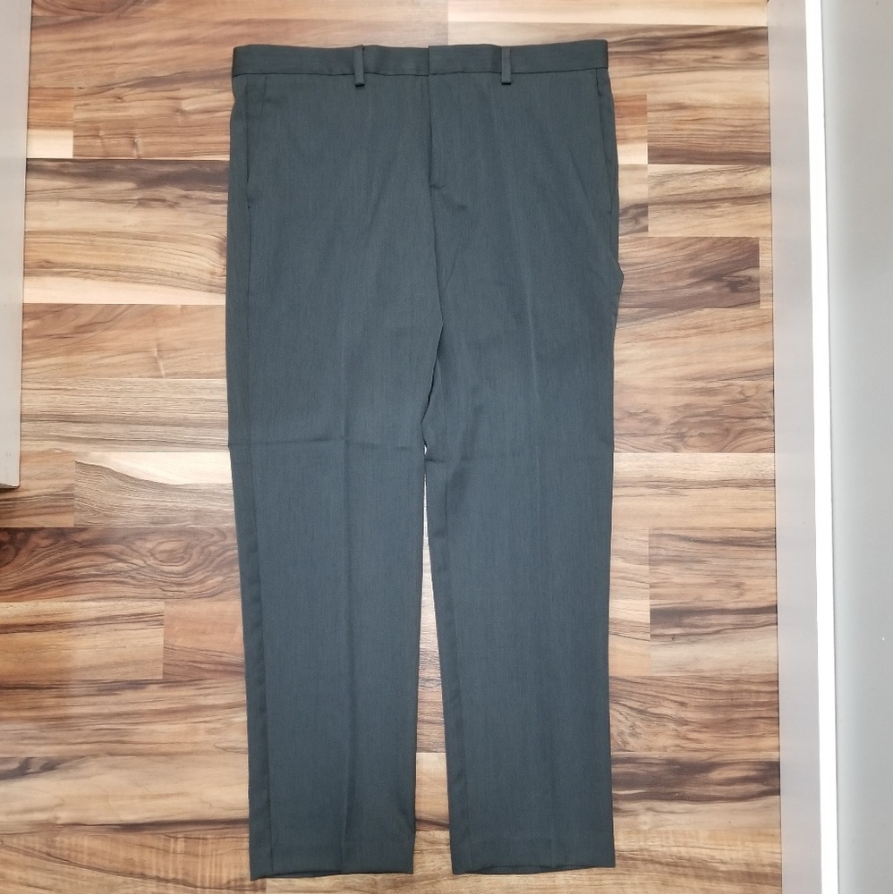 NWT Men's Perry Ellis Portfolio Travel Luxe Pants
